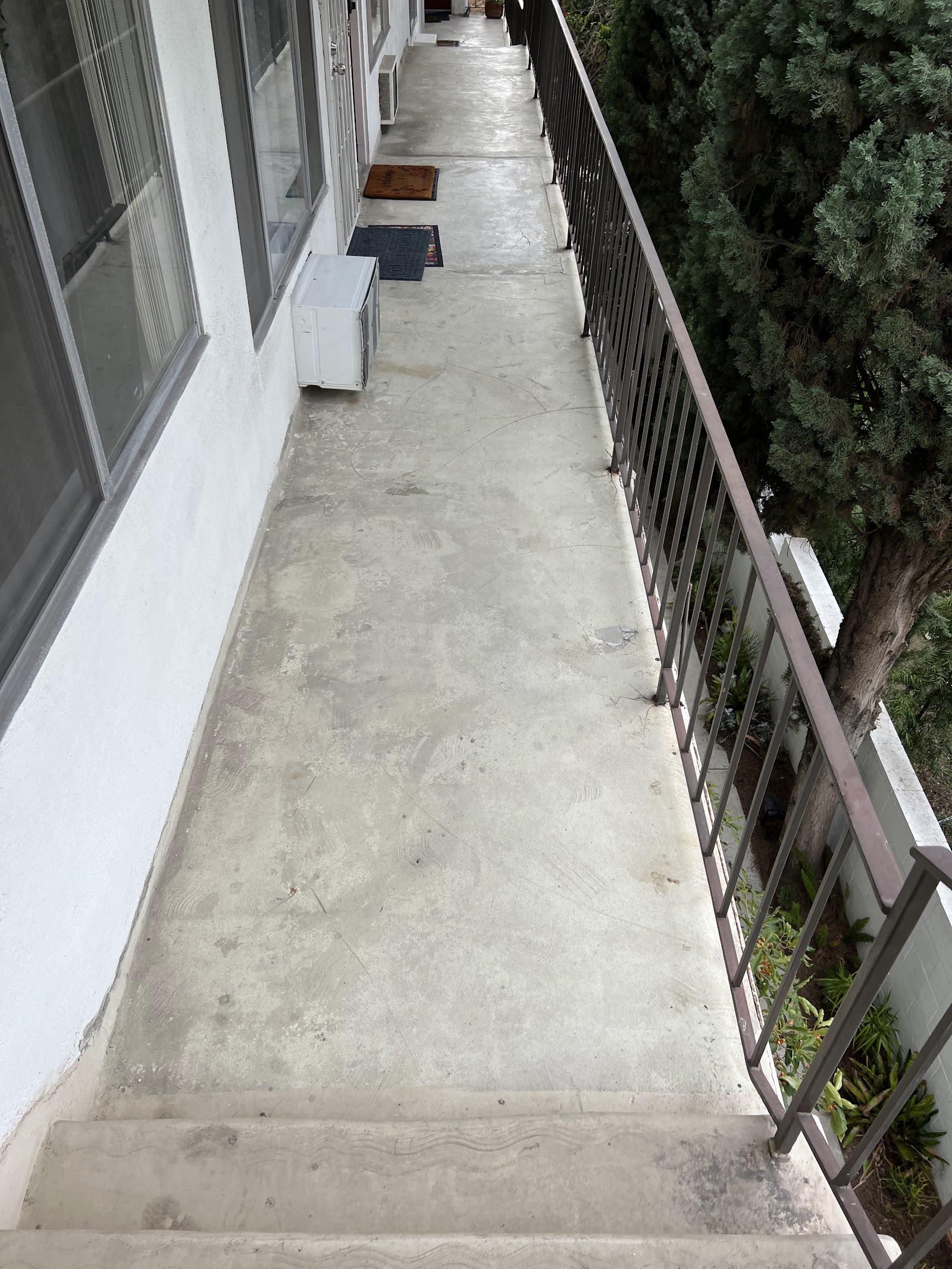 Magnesite Decking in Los Angeles